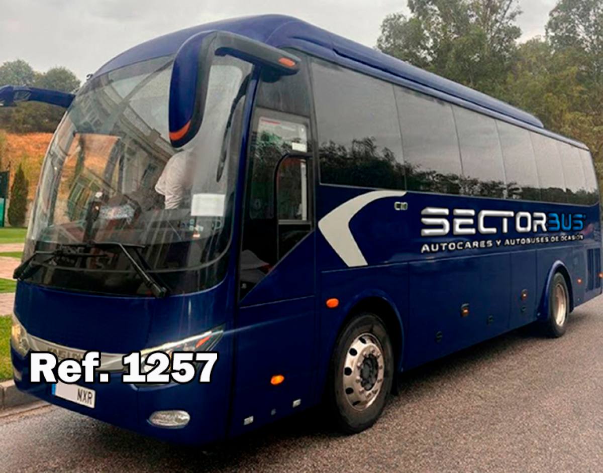 Midibús King Long C10 Cummins 41 Plazas + Guía + Conductor Segunda Mano año 2025